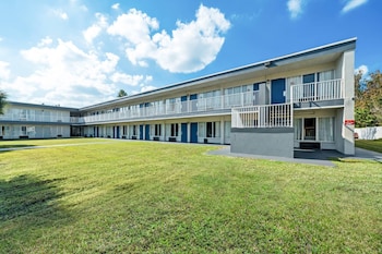 Suburban Studios Daytona Beach - Speedway,,2 star