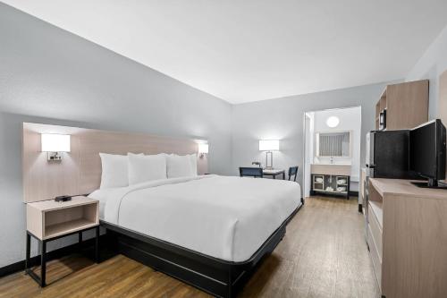 Suburban Studios Daytona Beach - Speedway,,2 star