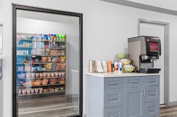 quality inn and suites east point atlanta area