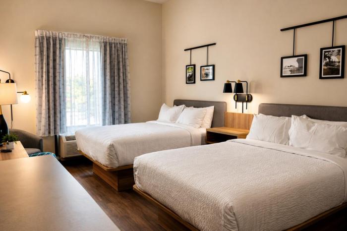 sleep inn and suites savannah tennessee riverfront