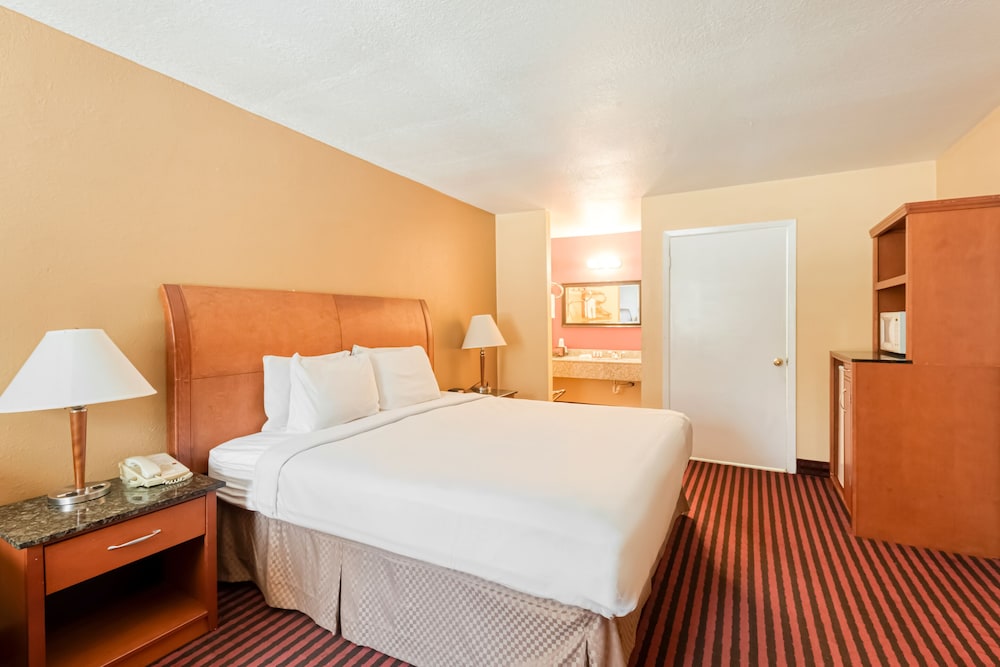 rodeway inn and suites jefferson