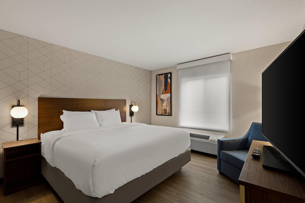 everhome suites denver airport