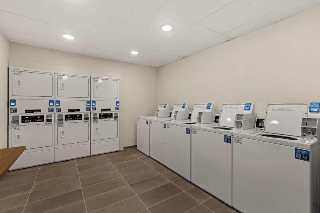 everhome suites denver airport
