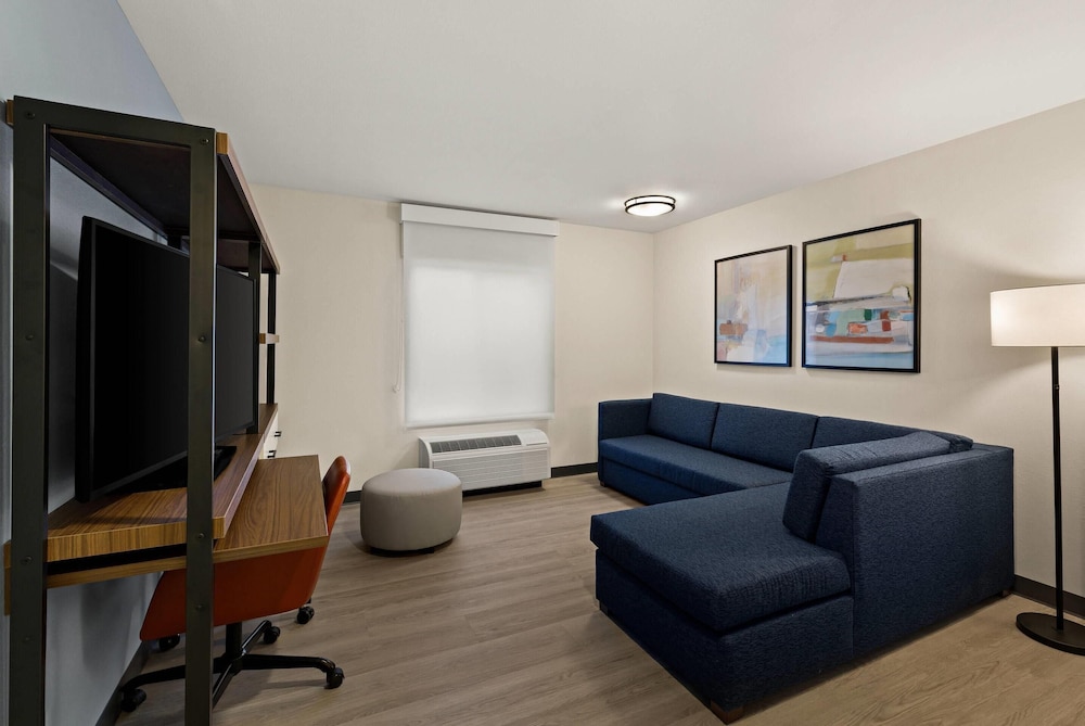 everhome suites denver airport