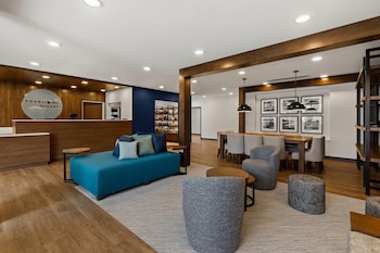 Everhome Suites Denver Airport,,3 star