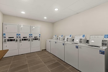 everhome suites denver airport
