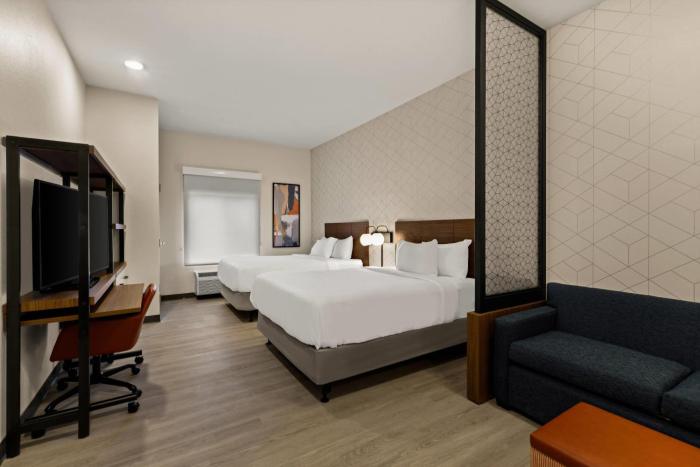 everhome suites denver airport