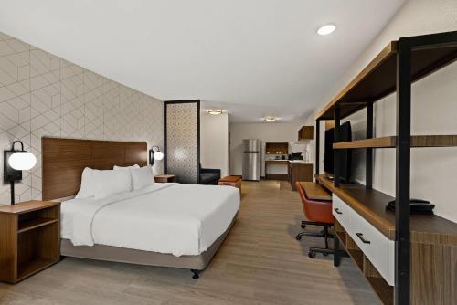 everhome suites denver airport