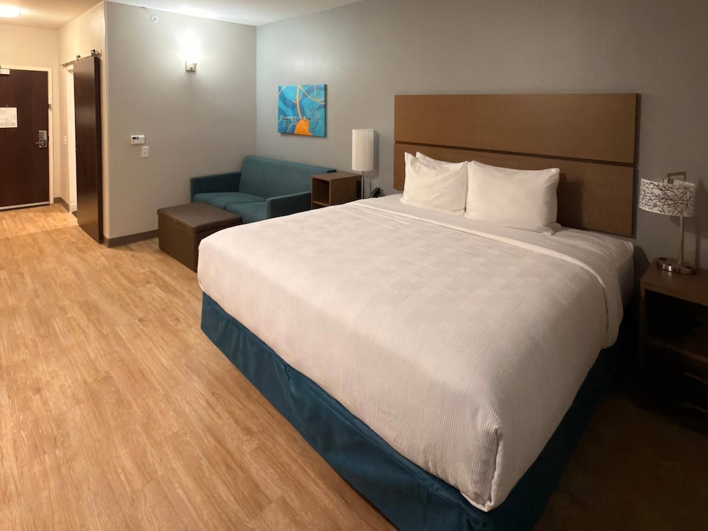 mainstay suites oklahoma city airport