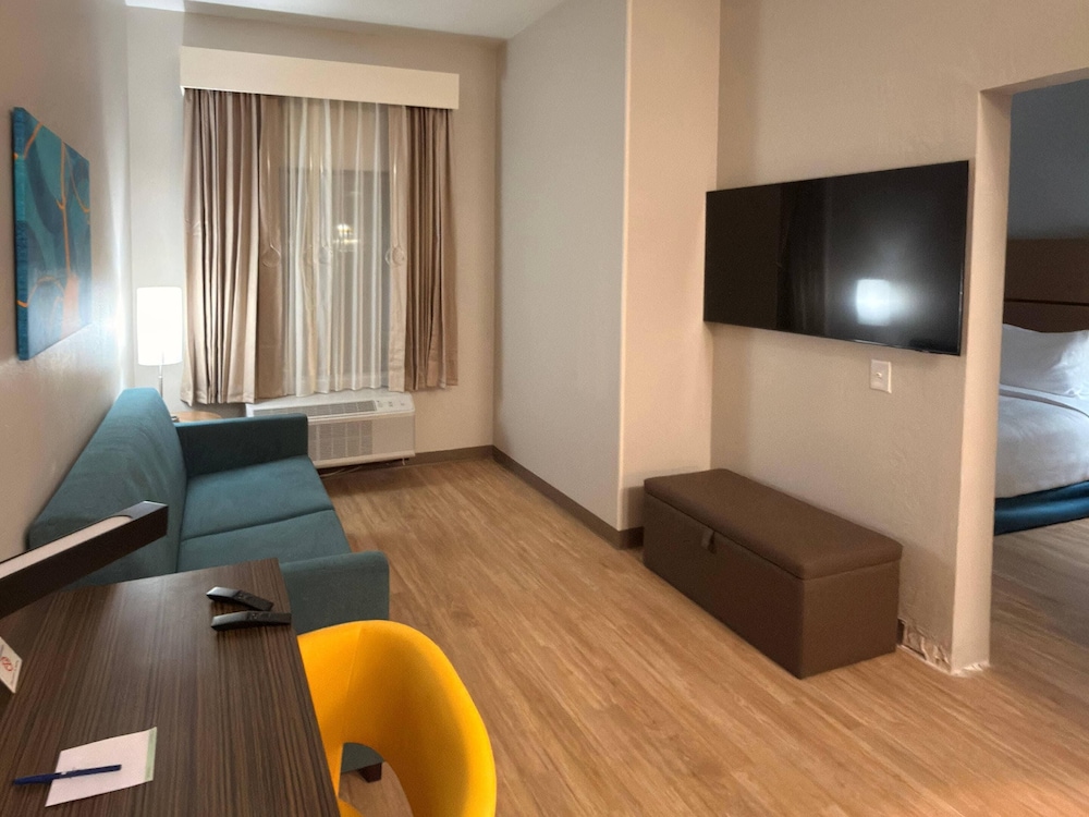 mainstay suites oklahoma city airport
