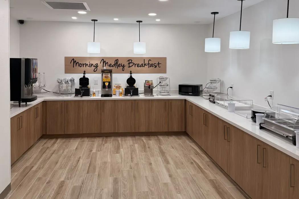 mainstay suites oklahoma city airport