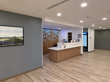 Mainstay Suites - Oklahoma City Airport,,3 star
