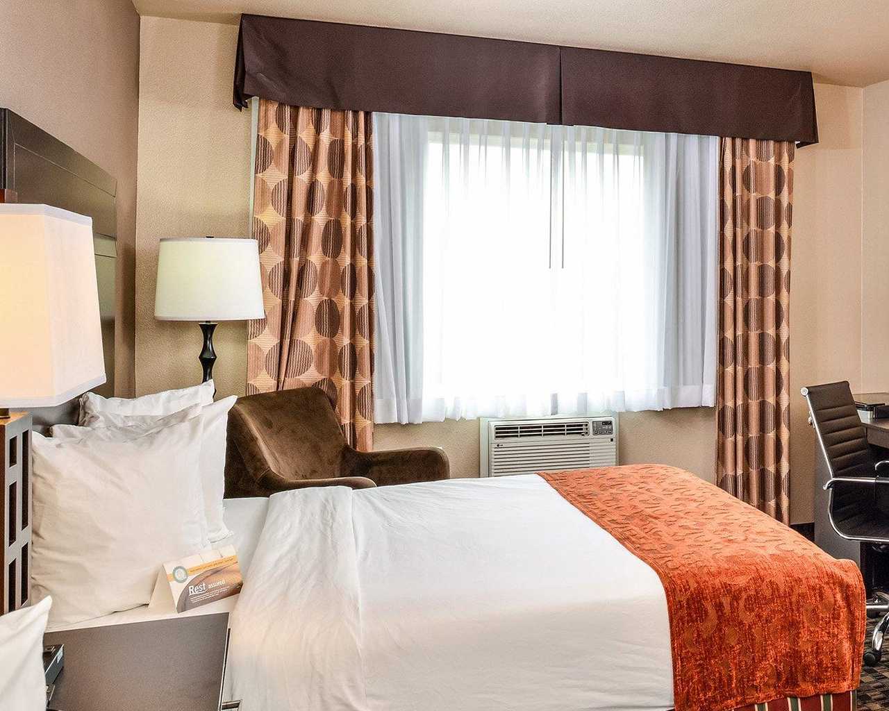 clarion pointe kent seattle south