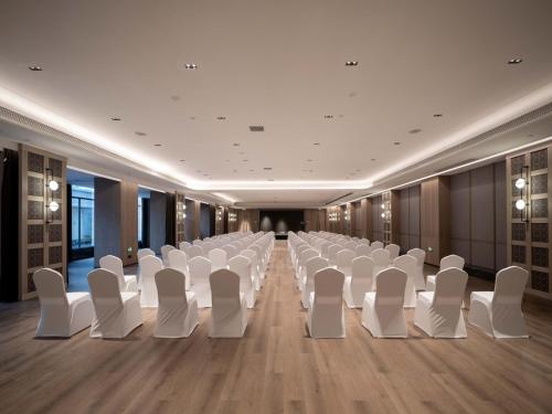 holiday inn guilin qixing by ihg