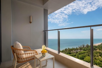 voco sanya bay by ihg