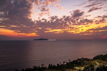 voco sanya bay by ihg