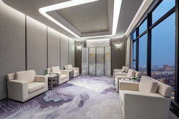 crowne plaza linyi olympic sports centre by ihg