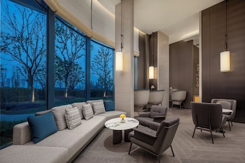 crowne plaza linyi olympic sports centre by ihg