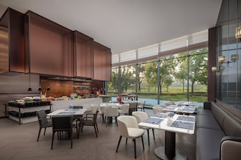 crowne plaza linyi olympic sports centre by ihg