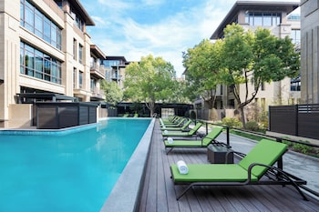 Holiday Inn Shanghai Tourism Zone By Ihg,,4 star