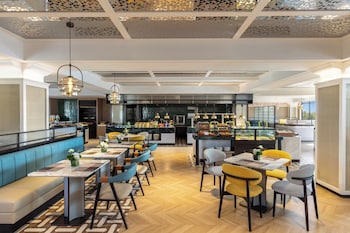 holiday inn shanghai tourism zone by ihg