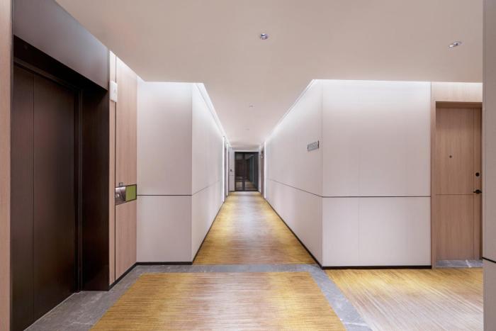 holiday inn shanghai tourism zone by ihg