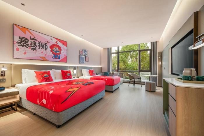 holiday inn shanghai tourism zone by ihg