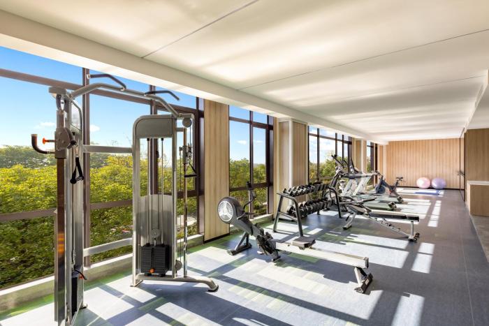holiday inn shanghai tourism zone by ihg