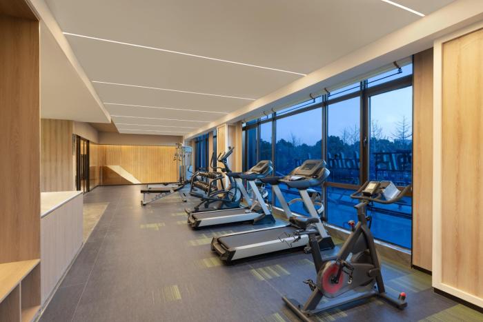 holiday inn shanghai tourism zone by ihg