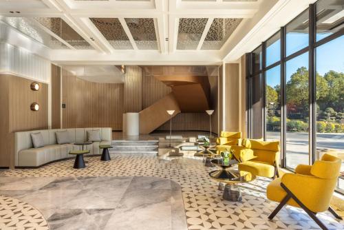 holiday inn shanghai tourism zone by ihg