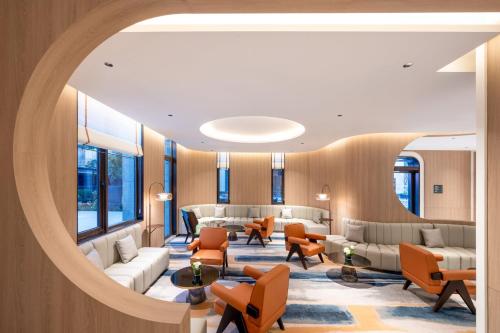holiday inn shanghai tourism zone by ihg
