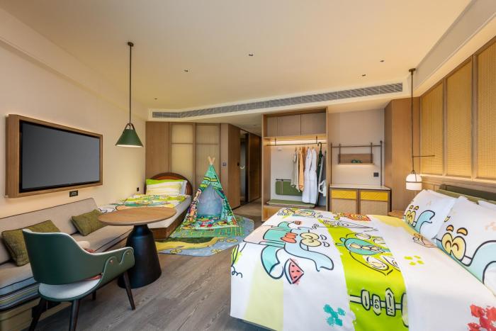 holiday inn puer jingmai