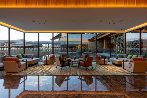 holiday inn puer jingmai