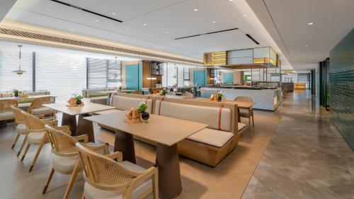even hotel xi an high tech zone by ihg