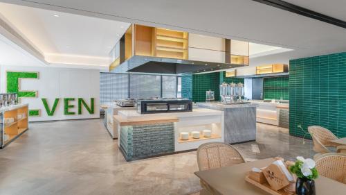 even hotel xi an high tech zone by ihg