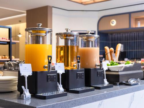 holiday inn express jinan quancheng square by ihg