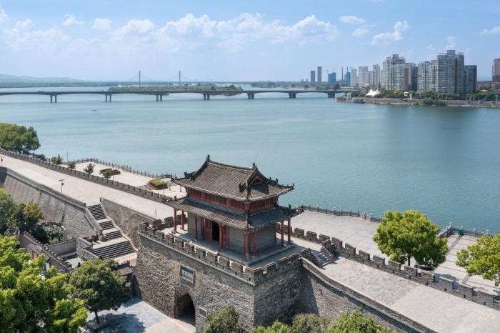 crowne plaza xiangyang fuchun lakeside by ihg