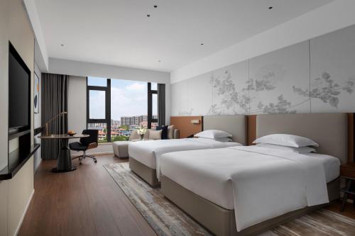 crowne plaza xiangyang fuchun lakeside by ihg
