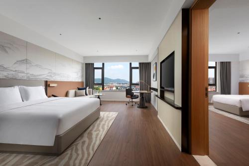 crowne plaza xiangyang fuchun lakeside by ihg