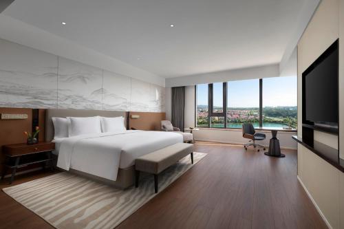crowne plaza xiangyang fuchun lakeside by ihg