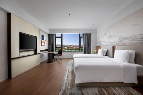 crowne plaza xiangyang fuchun lakeside by ihg