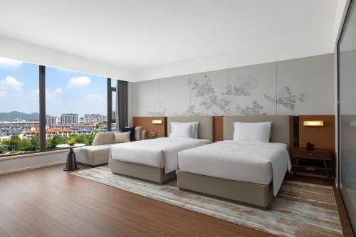 crowne plaza xiangyang fuchun lakeside by ihg