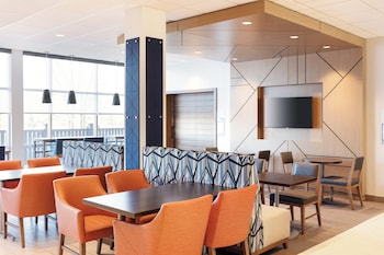 Holiday Inn Express Plainwell By Ihg,,3 star