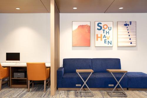 holiday inn express plainwell by ihg