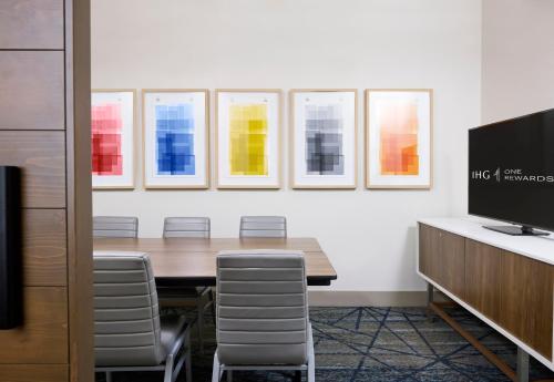 holiday inn express plainwell by ihg