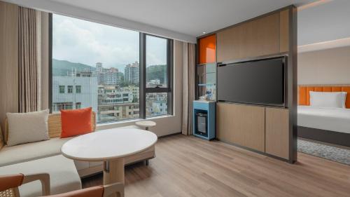 holiday inn express shenzhen dapeng nanao by ihg