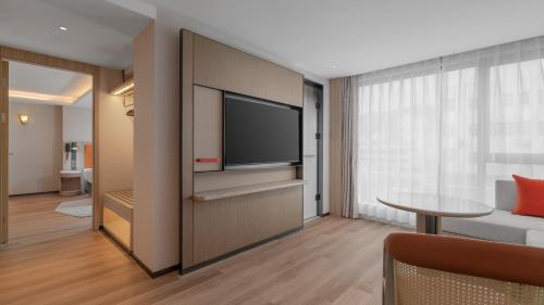 holiday inn express shenzhen dapeng nanao by ihg