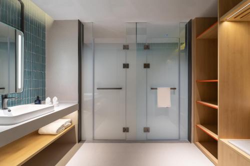 holiday inn express huangshan mountain south gate by ihg