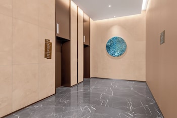 holiday inn express xinxiang pingyuan new area by ihg