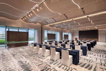 intercontinental huzhou taihu south by ihg